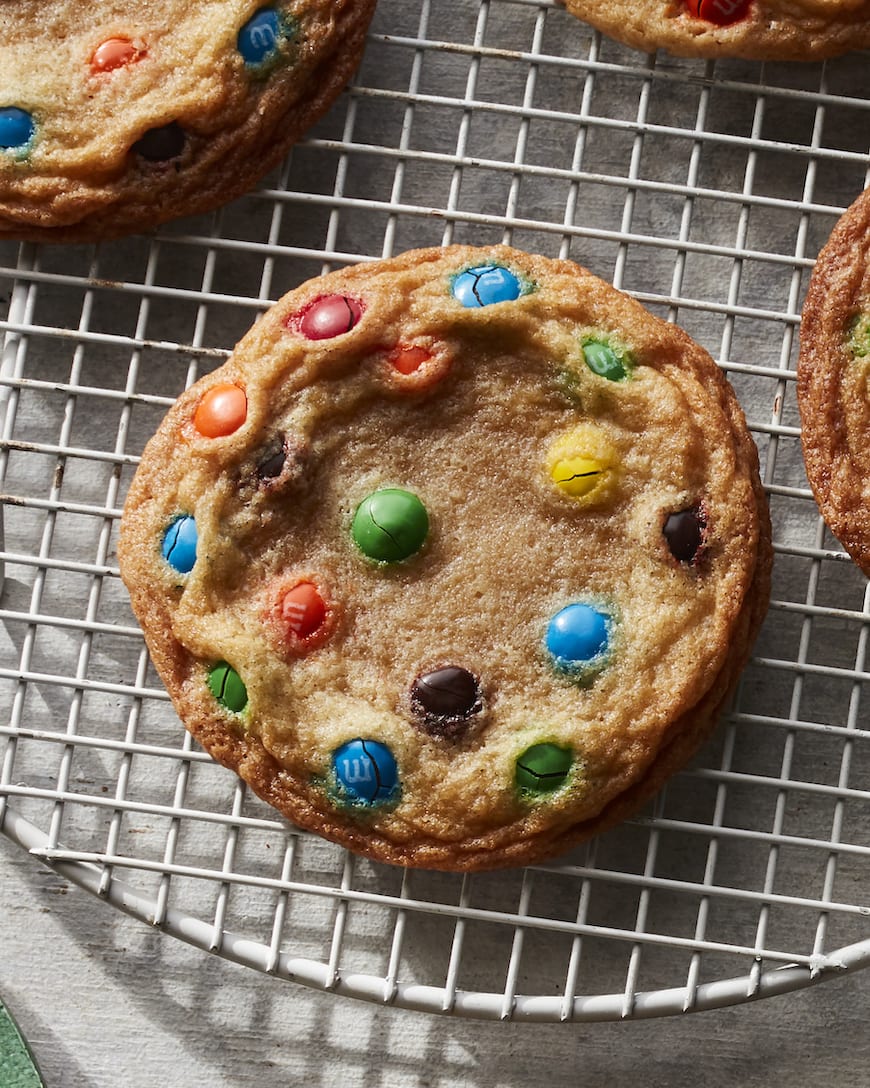 Giant M&M Cookies from www.whatsgabycooking.com (@whatsgabycookin)