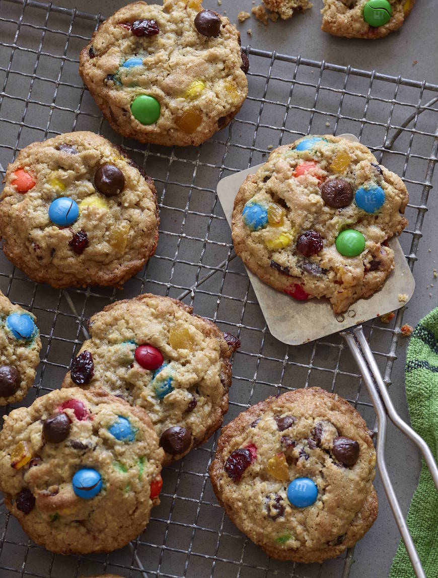 Dad's Kitchen Sink Cookies from www.whatsgabycooking.com (@whatsgabycookin)