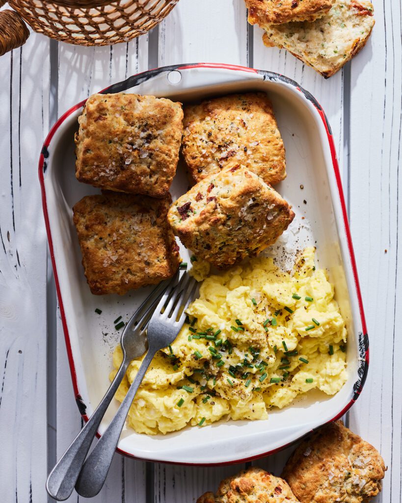 Sun Dried Tomato and Herb Cheesy Biscuits from www.whatsgabycooking.com (@whatsgabycookin)