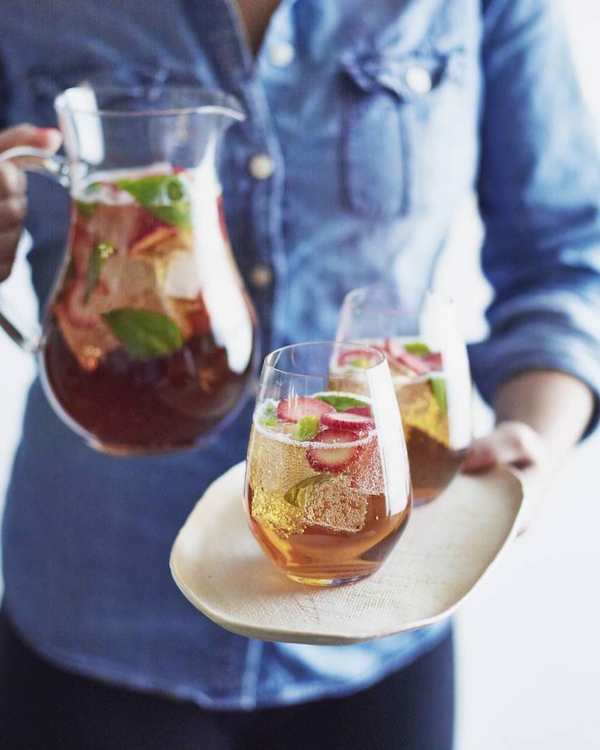 Strawberry Basil Iced Tea Sparkler