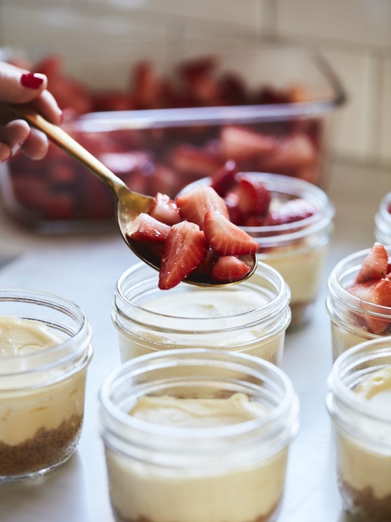 Mini Mason Jar Strawberry Cheesecakes What's Gaby Cooking