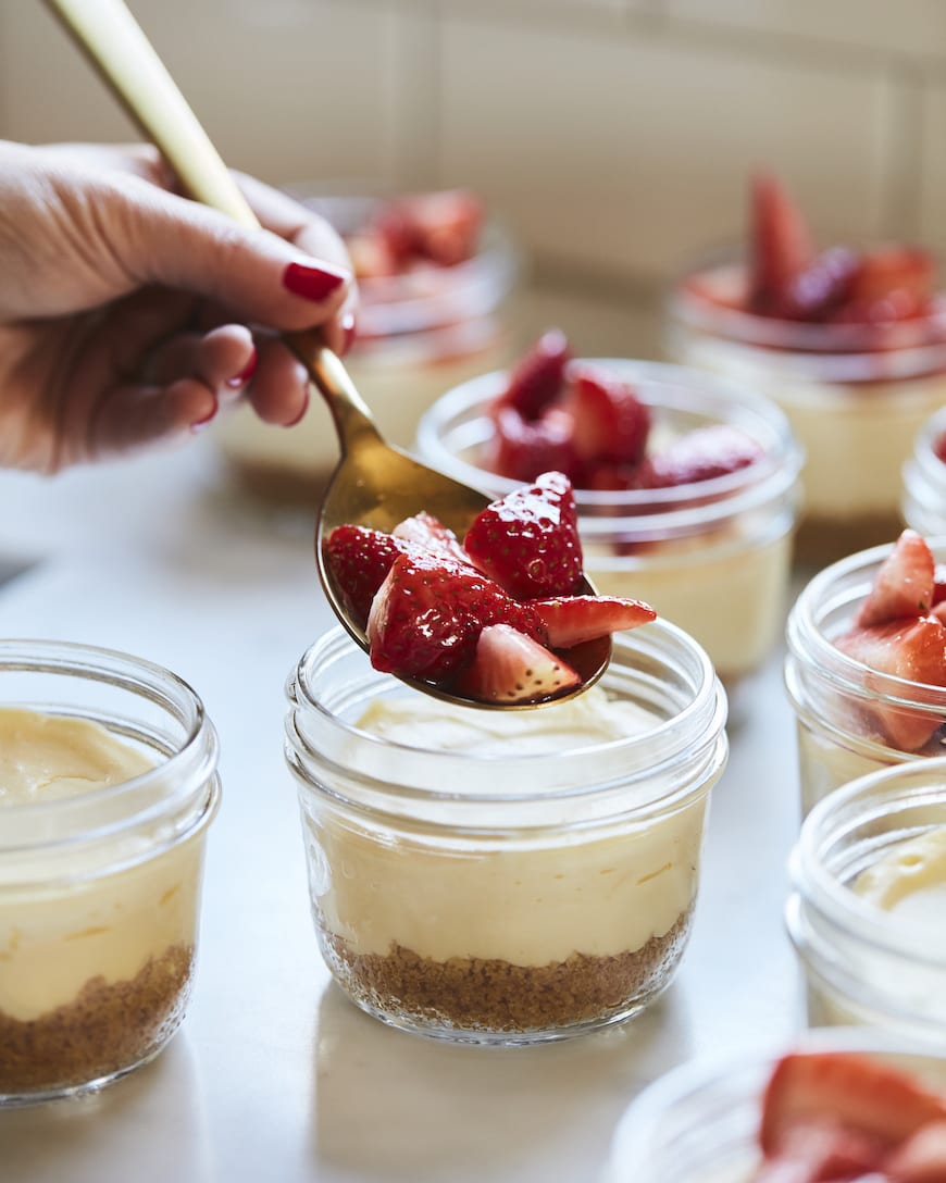 Mini Mason Jar Strawberry Cheesecakes