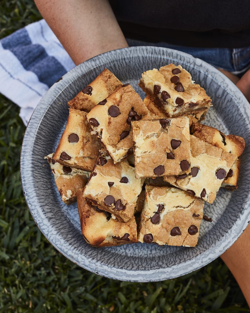 Cheesecake Cookie Bars from www.whatsgabycooking.com (@whatsgabycookin)