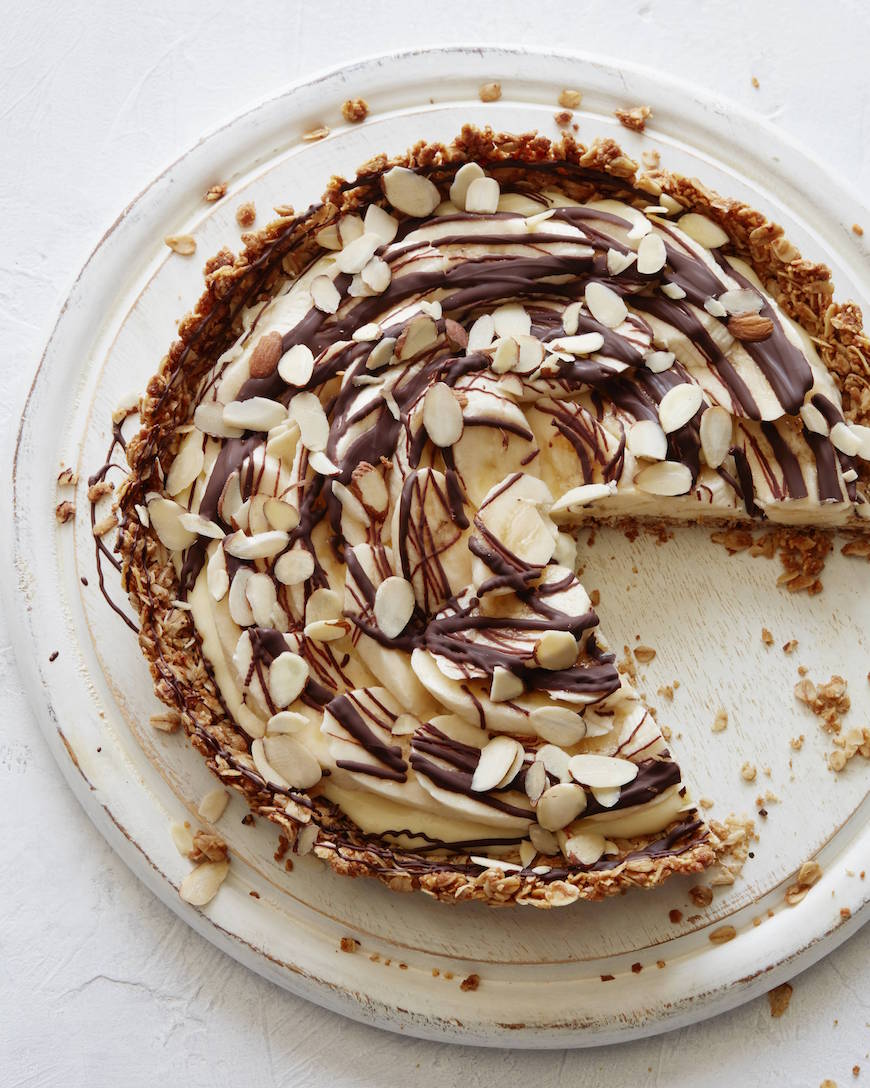 Chocolate Banana Cream Tart from www.whatsgabycooking.com (@whatsgabycookin)