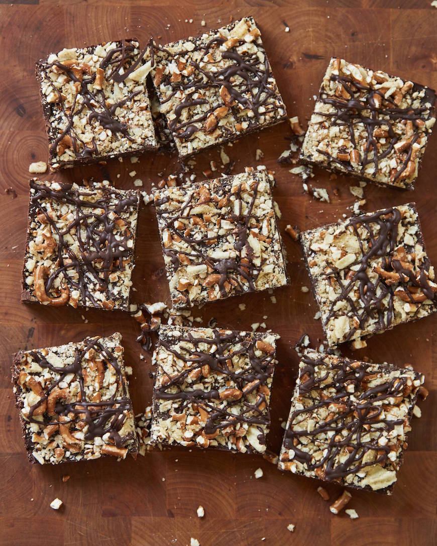 Potato Chip & Pretzel Fudge from www.whatsgabycooking.com (@Whatsgabycookin)