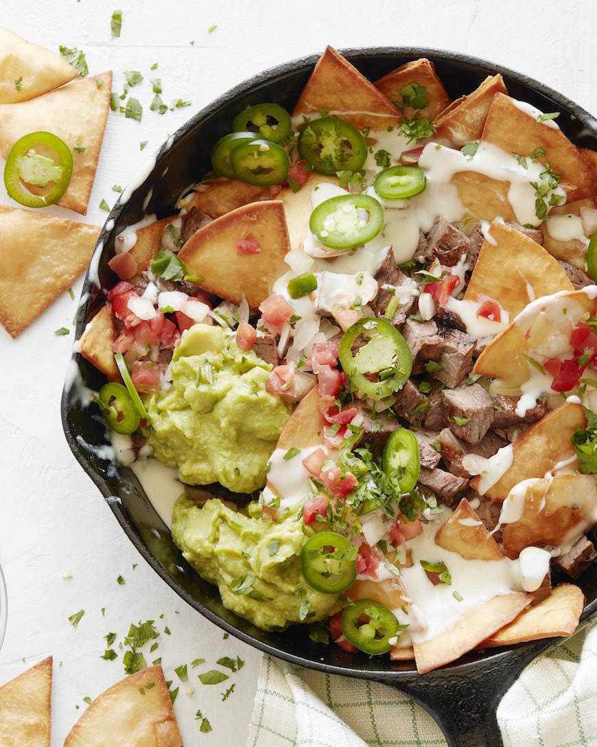 Carne Asada Skillet Nachos from www.whatsgabycooking.com (@whatsgabycookin)