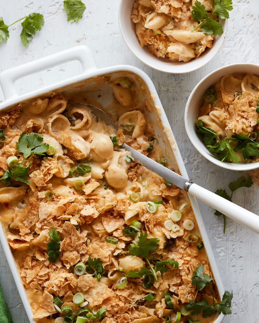 Spicy Mexican Mac and Cheese from www.whatsgabycooking.com (@whatsgabycookin)