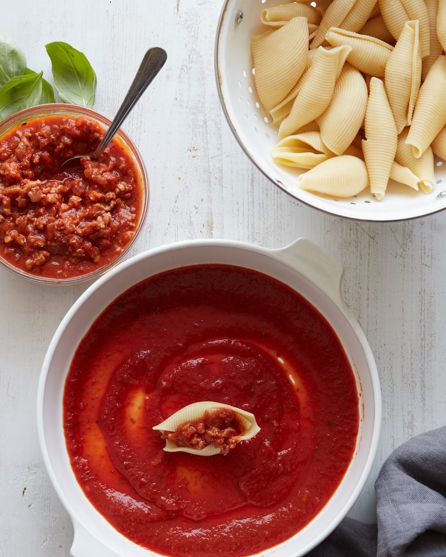 Turkey Bolognese Stuffed Shells from www.whatsgabycooking.com (@whatsgabycookin)