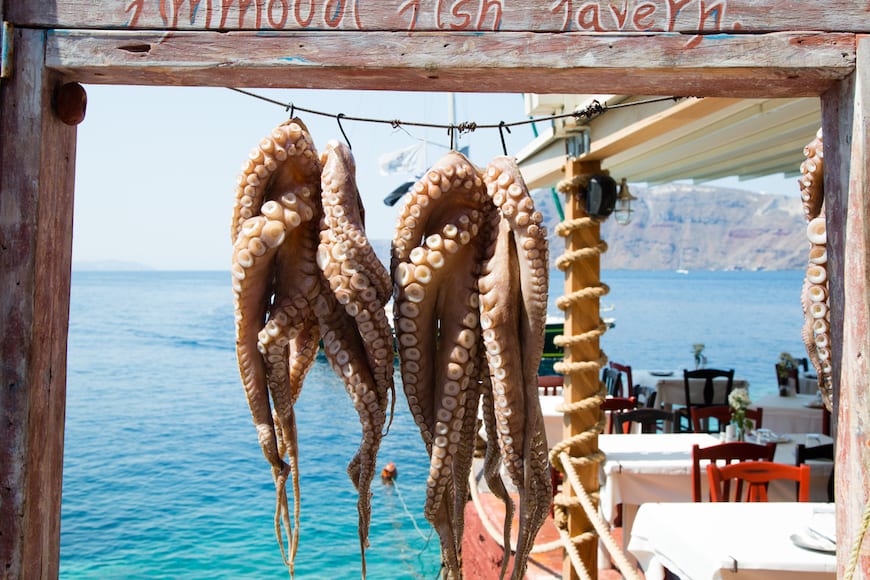 Gaby's Guide to Santorini from www.whatsgabycooking.com (@whatsgabycookin)