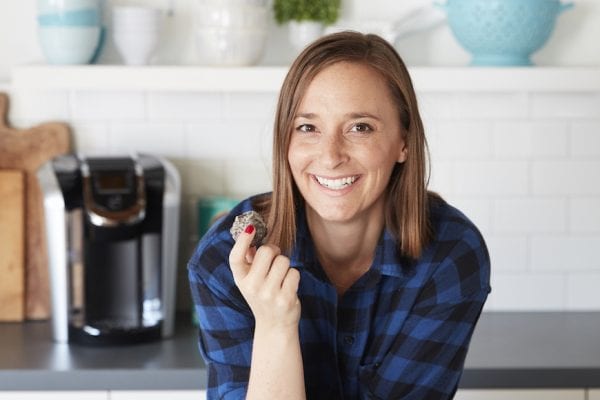 Glazed Chocolate Donut Holes from www.whatsgabycooking.com (@whatsgabycookin)