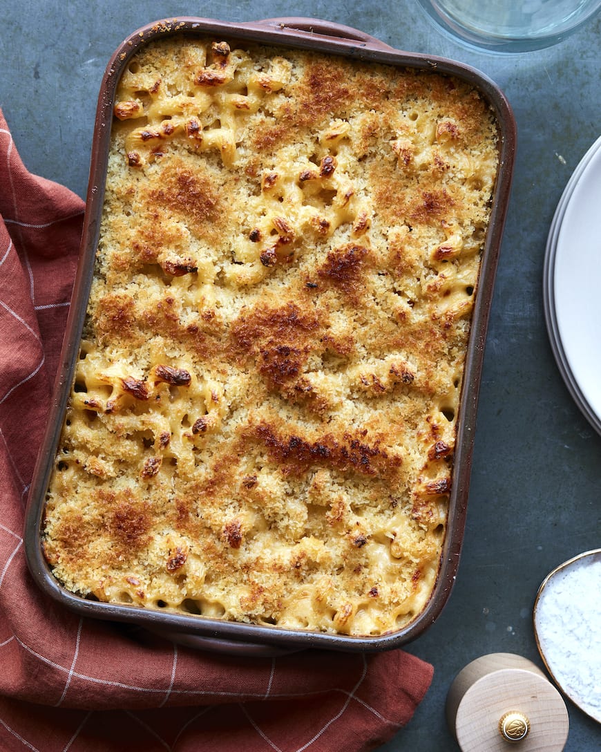 Creamy Baked Mac and Cheese from www.whatsgabycooking.com (@whatsgabycookin)