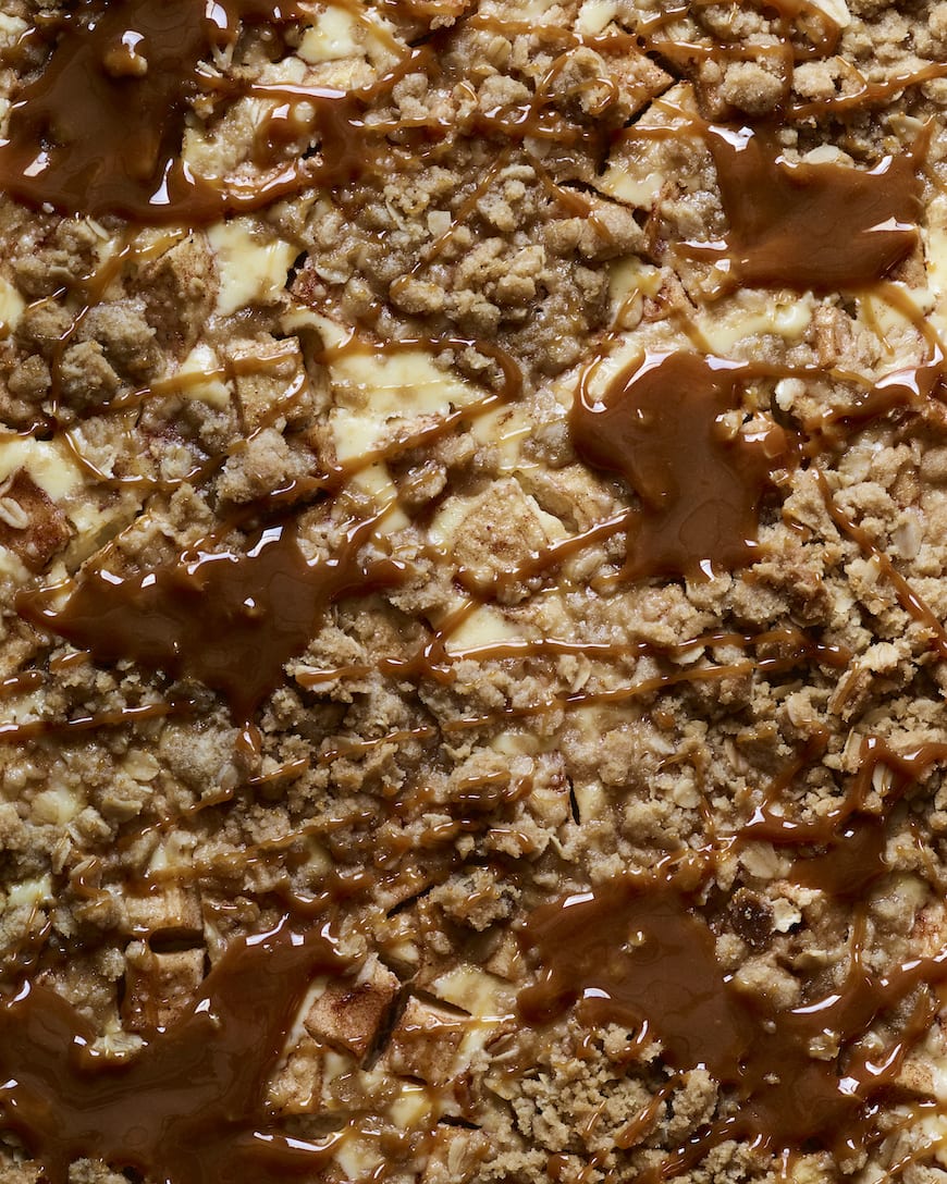 Caramel Apple Cheesecake Bars from www.whatsgabycooking.com (@whatsgabycookin)