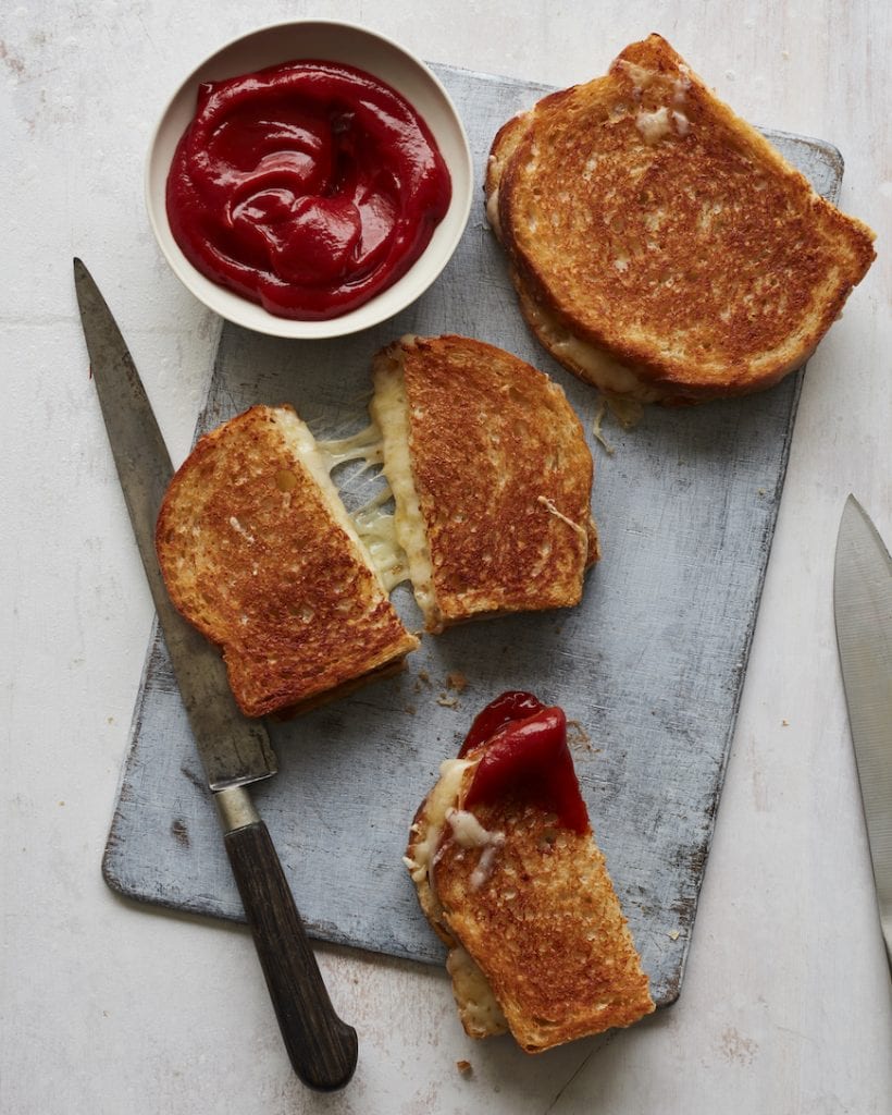 Cheesiest Grilled Cheese from www.whatsgabycooking.com (@whatsgabycookin)