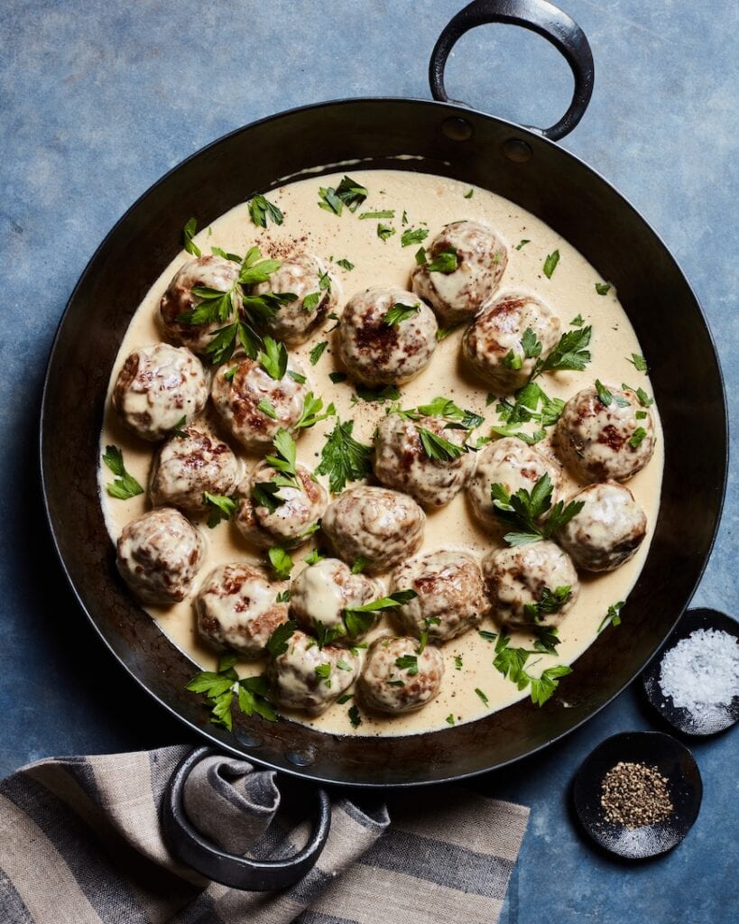 Omi's Swedish Meatballs from www.whatsgabycooking.com (@whatsgabycookin)