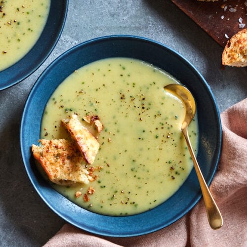 Potato Leek Soup from www.whatsgabycooking.com (@whatsgabycookin)