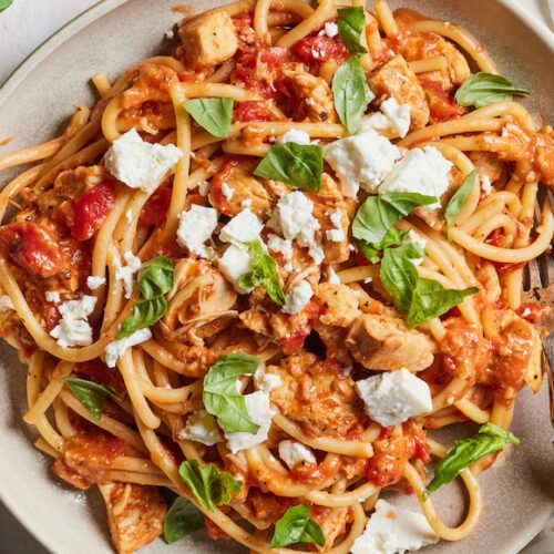 Chicken Feta Pasta from www.whatsgabycooking.com (@whatsgabycookin)