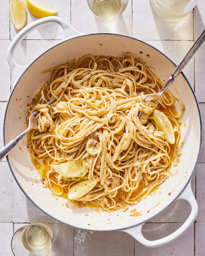 Garlic Sauce Pasta from www.whatsgabycooking.com (@whatsgabycookin)