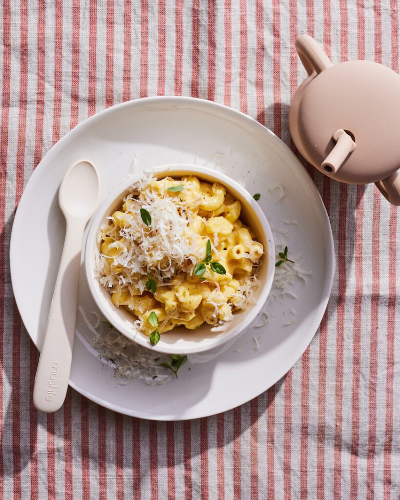 Butternut Squash Mac and Cheese from www.whatsgabycooking.com (@whatsgabycookin)