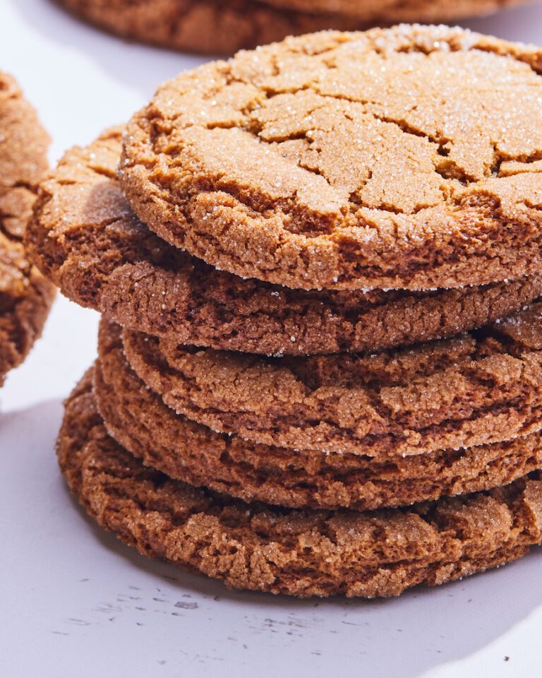 Soft and Chewy Molasses Cookies Recipe Easy Homemade Holiday Cookies!