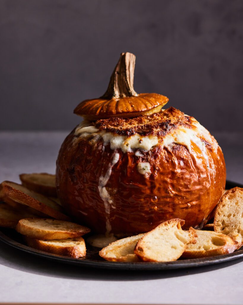 Pumpkin Fondue from www.whatsgabycooking.com (@whatsgabycookin)